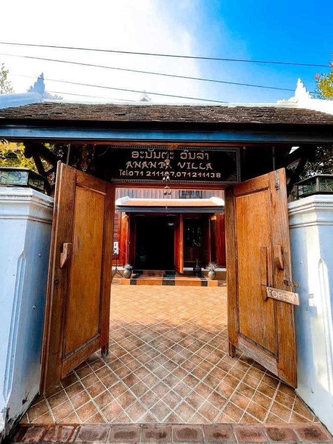 Ananta Hotel Luangprabang Exterior foto